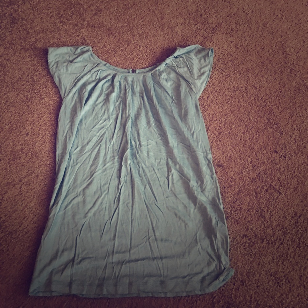 Banana Republic soft blue tee!